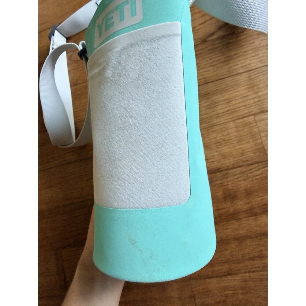 YETI Rambler Large 26/ 36 oz bottle sling RARE Color Aquifer Blue Teal Used